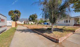 343 W Woodbury Rd, Altadena, CA 91001