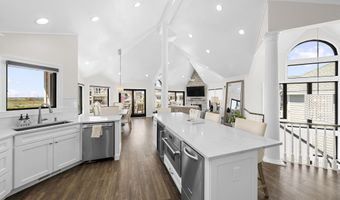 93 E 11th St, Avalon, NJ 08202
