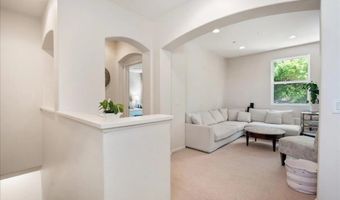 3073 Via Maximo, Carlsbad, CA 92009