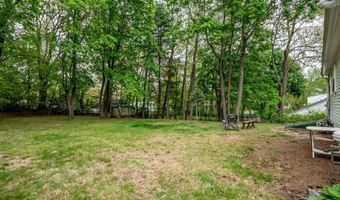 196 Shagbark Dr, Bristol, CT 06010
