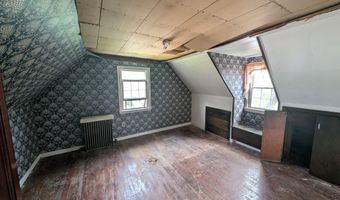 1067 N 20th Ave, Altoona, PA 16601