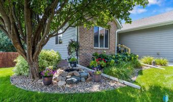 2413 E Trevino Ln, Brandon, SD 57005
