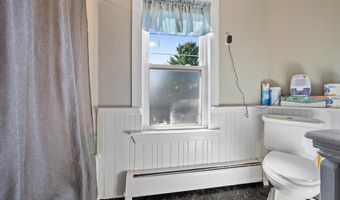 327 French St, Bangor, ME 04401