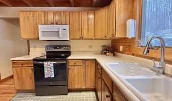 1207 Iron Gate Rd, Cambridge, VT 05444
