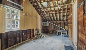 5 Pine St, Augusta, ME 04330