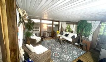 15014 Flamingo Dr, Brookville, IN 47012