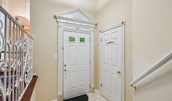 10109 LANGHORNE Ct, Bethesda, MD 20817