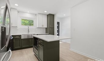 3633 Rosehaven Dr, Charlotte, NC 28205