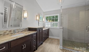 1904 Dearmon Dr, Charlotte, NC 28205