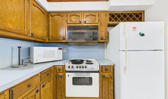 160 Ocean Dr #6B, Baton Rouge, LA 70806