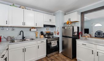 512 Karen Ln, Baldwyn, MS 38824