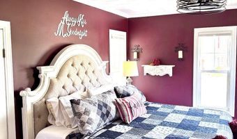 305 N Washington St, Abingdon, IL 61410