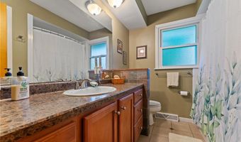 3456 Briarwood Ln, Austintown, OH 44511