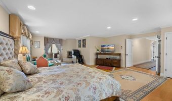 10310 Fuerte Dr, La Mesa, CA 91941
