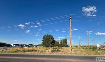4561 E Sunnyside Rd, Ammon, ID 83406