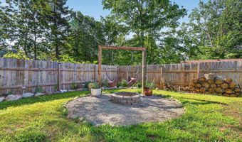 120 Adams St, Allegan, MI 49010