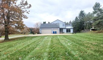 1660 Pond Shore Dr, Ann Arbor, MI 48108