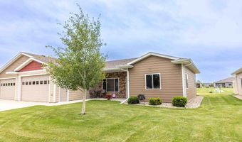 1716 Miller Ln, Aberdeen, SD 57401