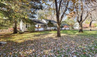 25 Edgebrook Ln, Airmont, NY 10952