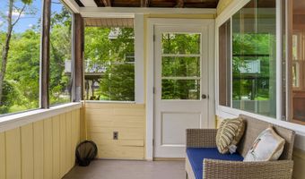 60 Eagle Dr, Barrington, NH 03825