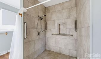 23 Muirfield Dr, Arden, NC 28704