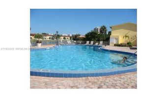 2810 NE 201st Ter G107, Aventura, FL 33180