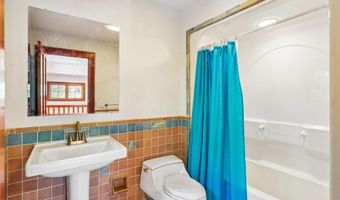 2410 State Ave, Ames, IA 50014