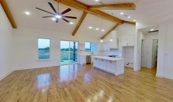 8236 Kelly Ln, Alvarado, TX 76009