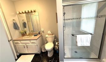 20 Morrison Ave, Middletown, RI 02842