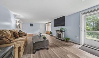 37 Anella Dr, Bethany, CT 06524