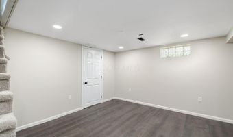 1176 Duxberry Ave, Columbus, OH 43211