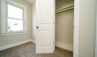 8076 Winona Ave, Allen Park, MI 48101
