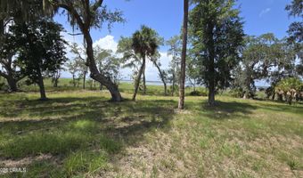 7 Turnstone Dr N, Beaufort, SC 29907