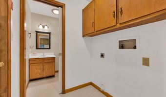 13 SPRINGWOOD Dr, Dover, DE 19904