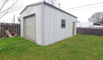 105 5th St, Abbeville, LA 70510