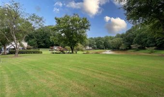 1102 Pine Grove Dr, Alpharetta, GA 30009