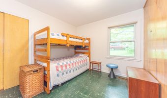 1877 Arlington Blvd, Ann Arbor, MI 48104
