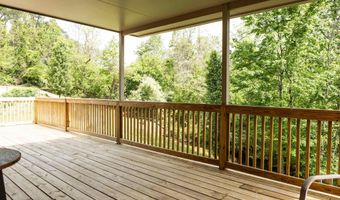 2804 Hash Ridge Rd, Barboursville, WV 25504