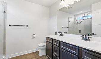 19 Kiln Dr 219, Aberdeen, NJ 07721