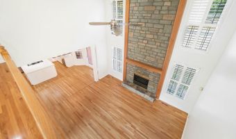 2558 Apple Ridge Ln, Amberley, OH 45236