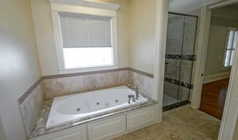 926 Crown Aly, Baton Rouge, LA 70806
