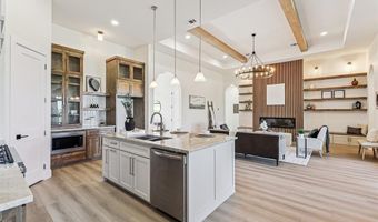 1066 Kingsley Ct, Weatherford, TX 76087