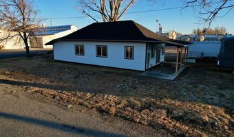 302 3rd St S, Basin, WY 82410