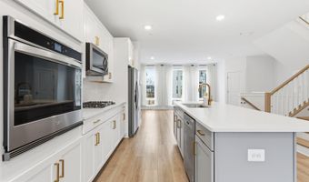614 GLENN LAKE Dr, Bowie, MD 20716