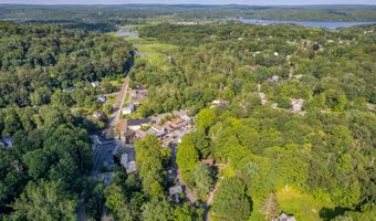 6 Spring St, Chester, CT 06412