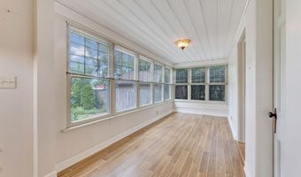 35 Brevoort Rd, Columbus, OH 43214