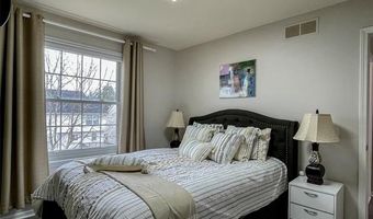 4927 Ravine Ct, Ann Arbor, MI 48105