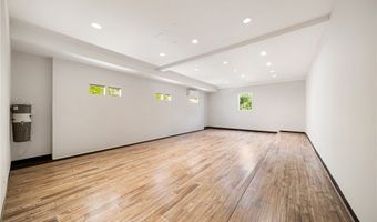 15850 Seville Ln, Encino, CA 91436