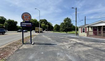 4 Green St, Athens, TN 37303