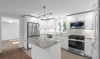 13 Brushy Plain Rd, Branford, CT 06405